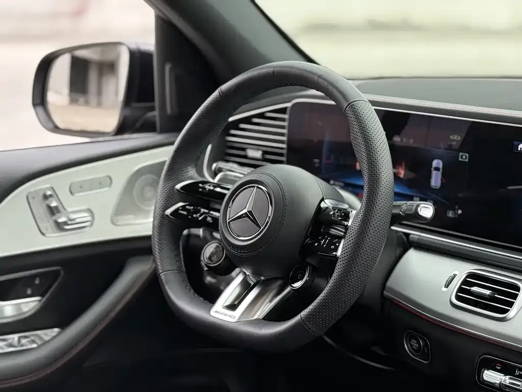 Mercedes-Benz GLE AMG — фото 10