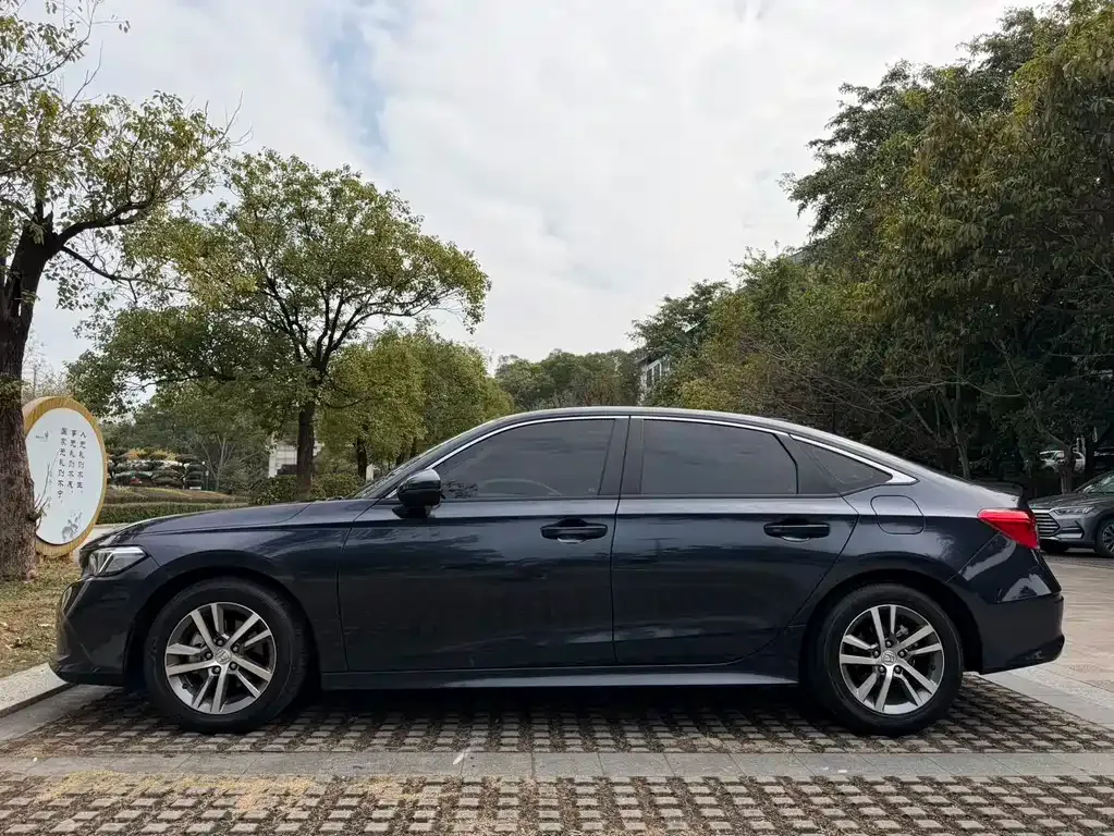 Honda Civic — фото 4