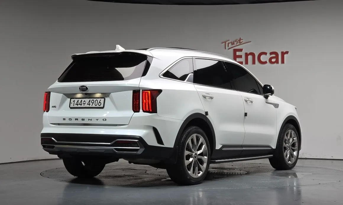 Kia Sorento — фото 3