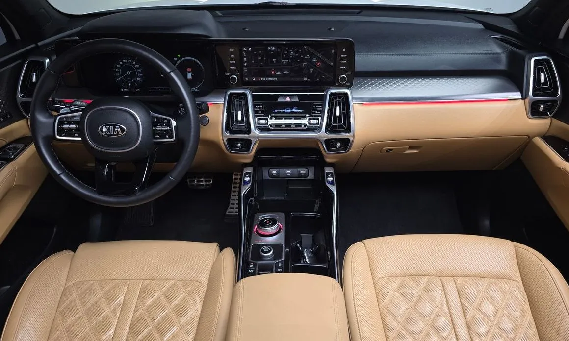 Kia Sorento — фото 8