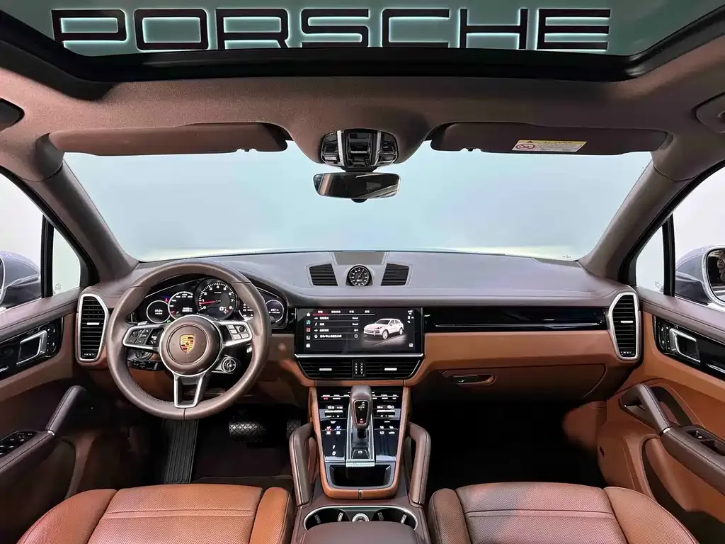 Porsche Cayenne — фото 7