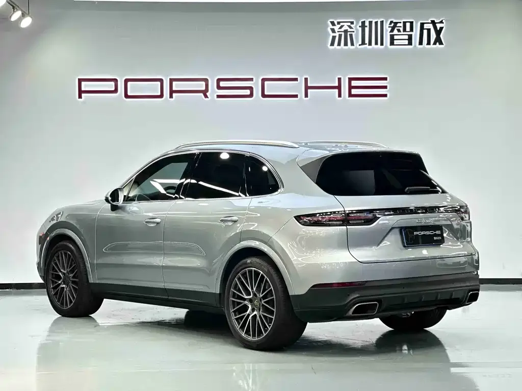 Porsche Cayenne — фото 6