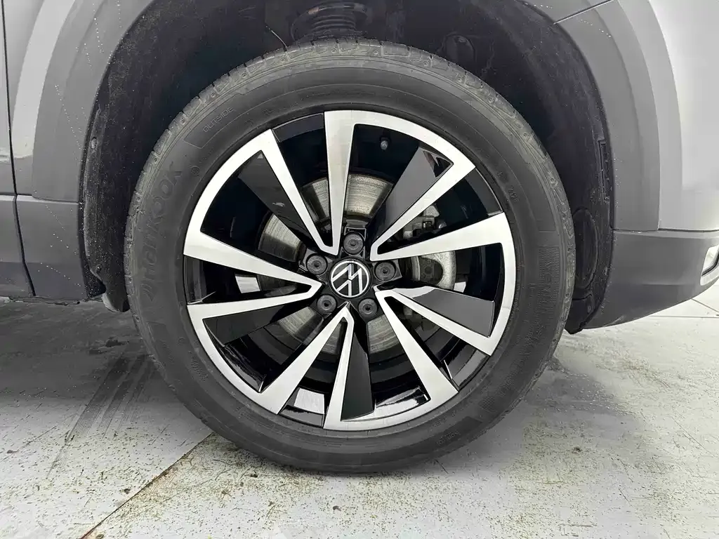 Volkswagen Tharu — фото 4