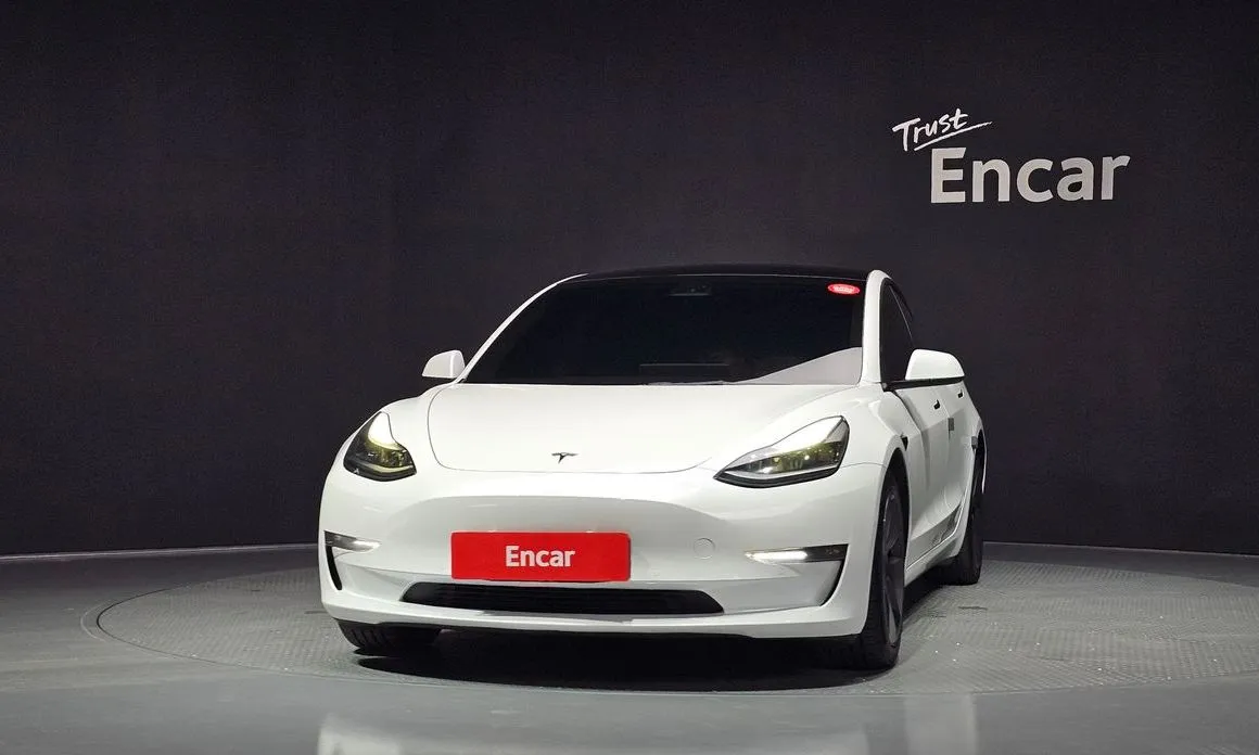 Tesla Model 3 — фото 6