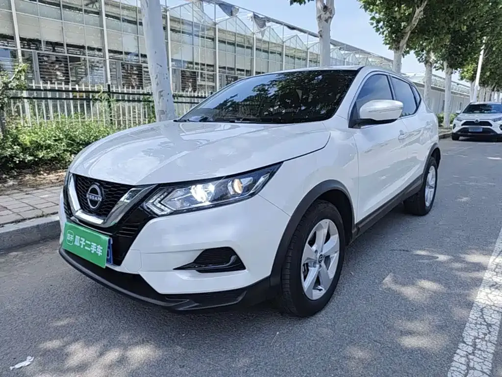 Nissan Qashqai — фото 8