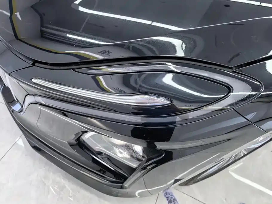 Hongqi E-QM5 — фото 7