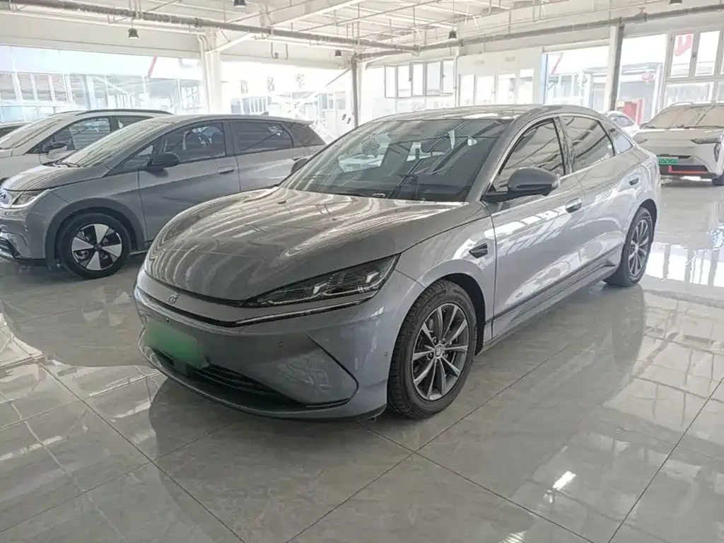 BYD Qin L — фото 1