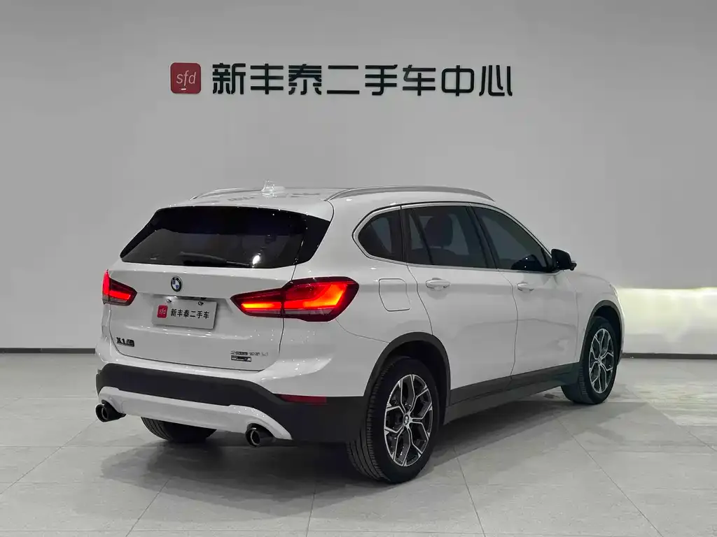 BMW X1 — фото 2