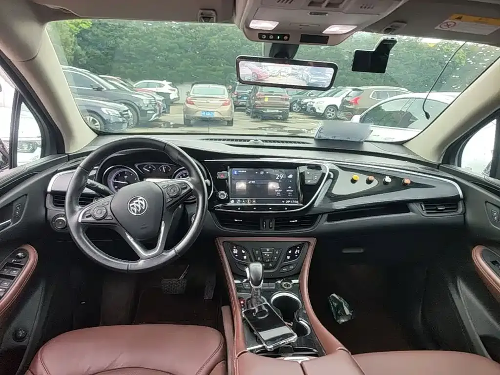 Buick Envision Plus — фото 5