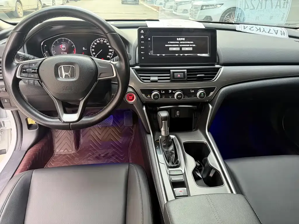 Honda Accord — фото 6