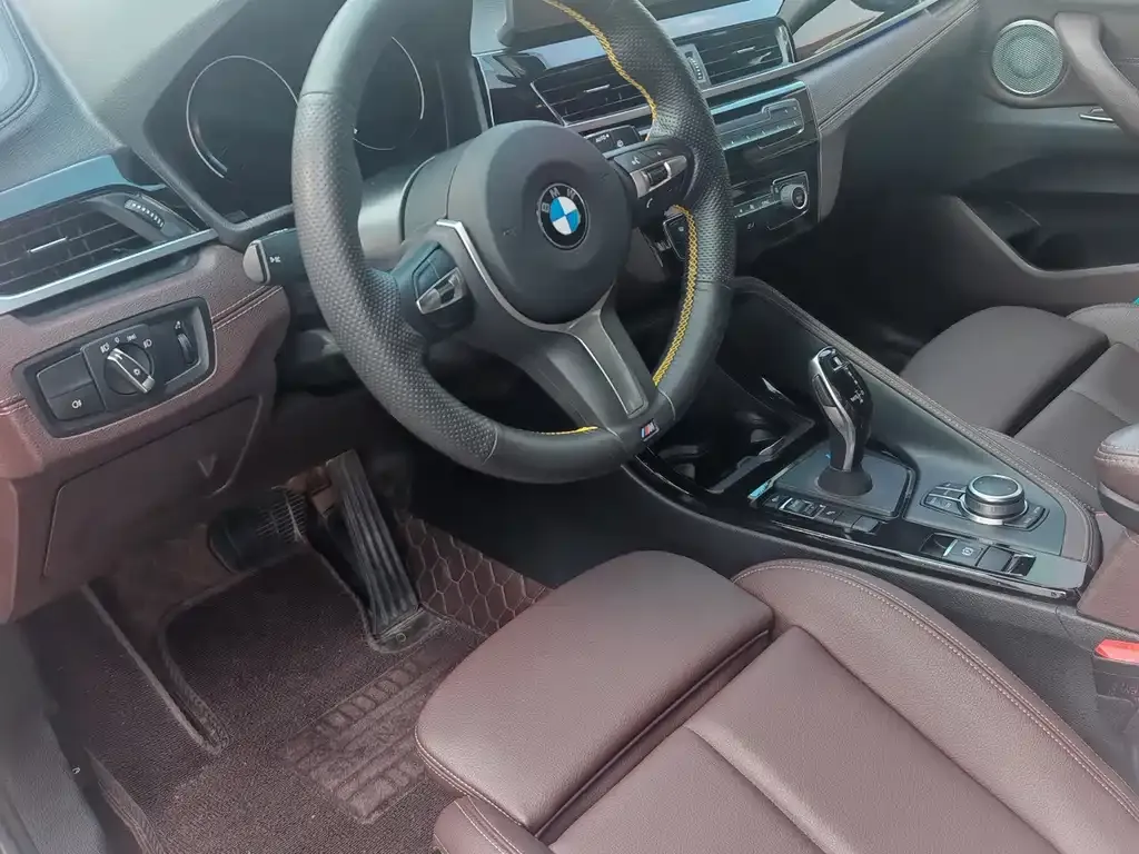 BMW X2 — фото 9