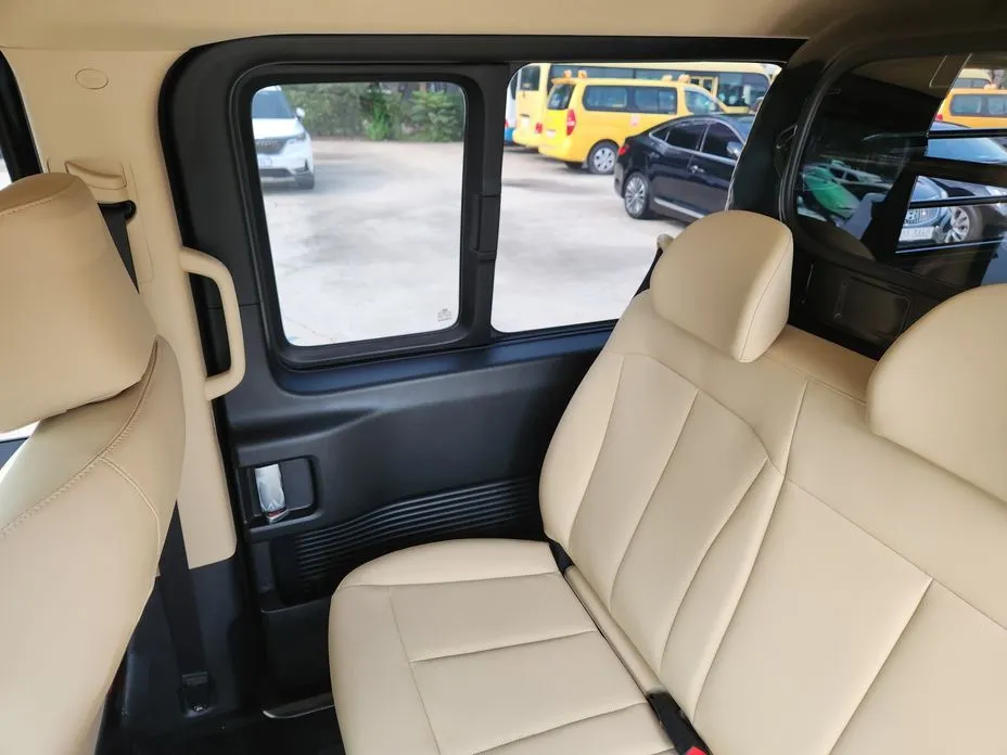 Hyundai Staria — фото 2