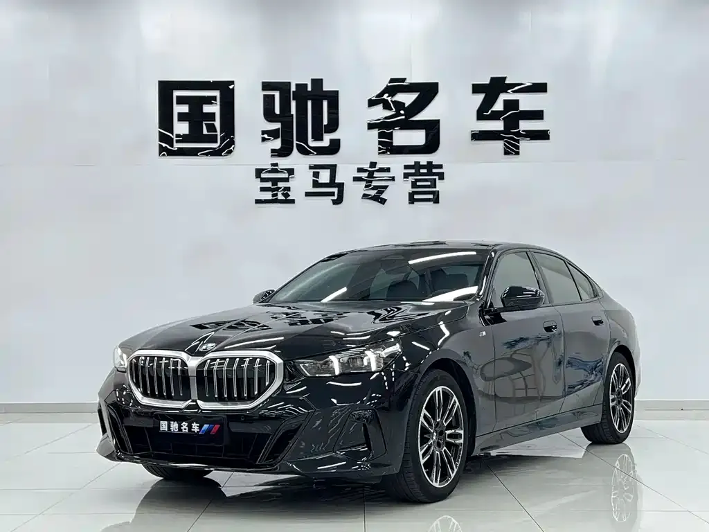 BMW 5 Series (Import) — фото 1