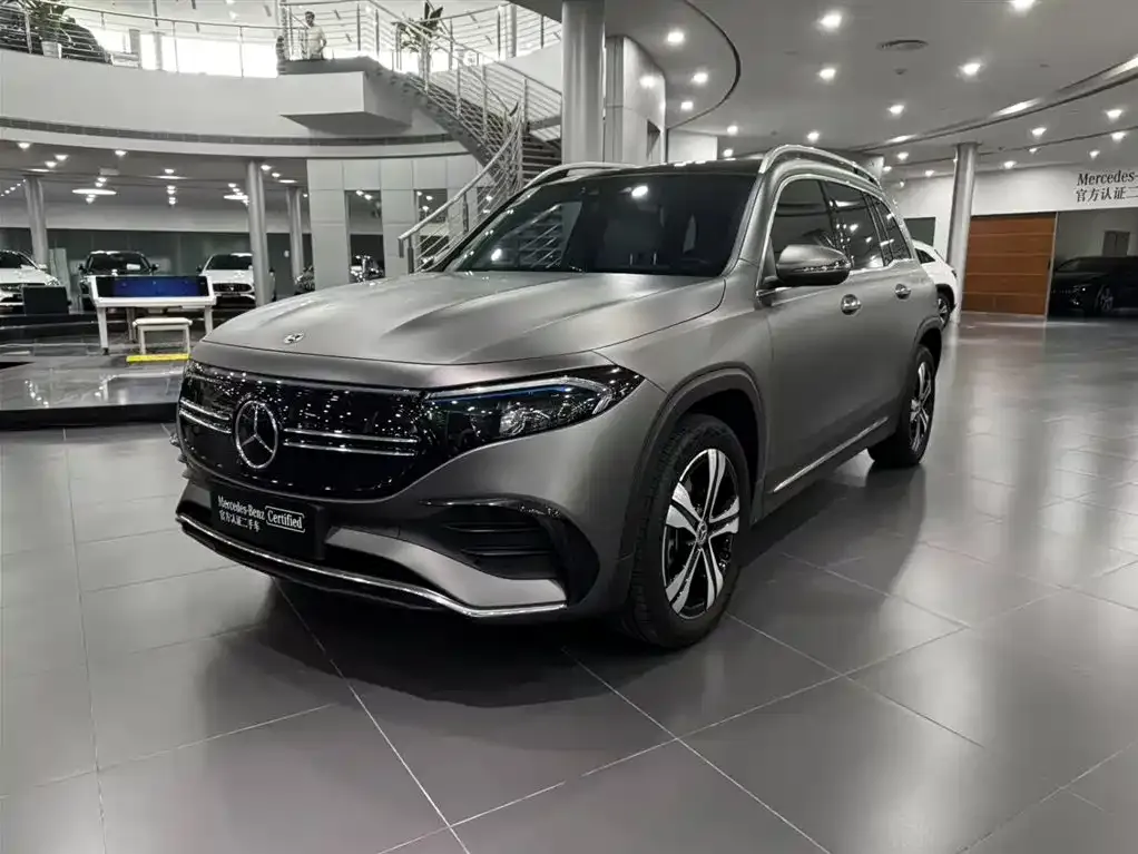 Mercedes-Benz EQB — фото 1
