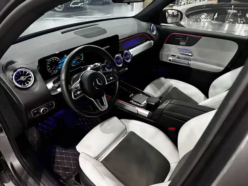 Mercedes-Benz EQB — фото 5