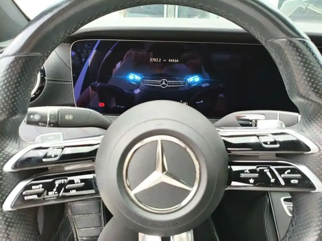 Mercedes-Benz E-Class (Import) — фото 7