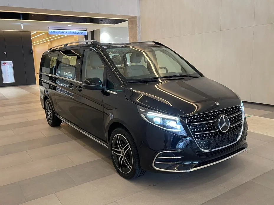 Mercedes-Benz V-Class — фото 1