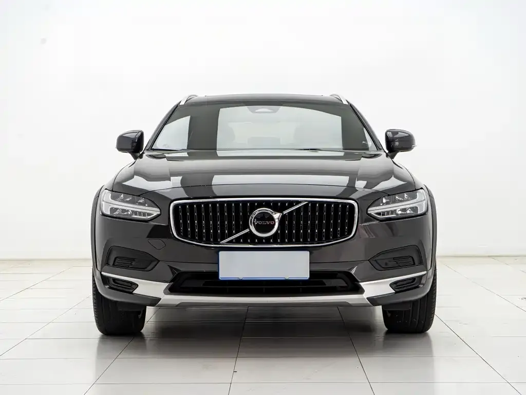 Volvo V90 — фото 1