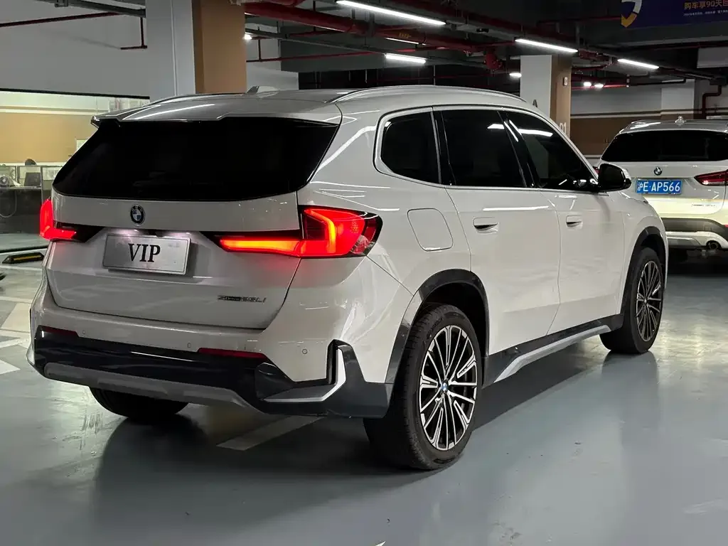 BMW X1 — фото 10