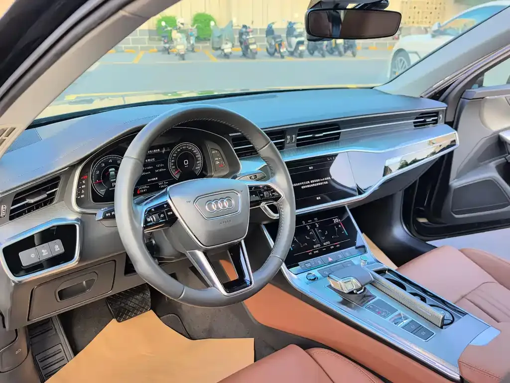 Audi A6L — фото 6