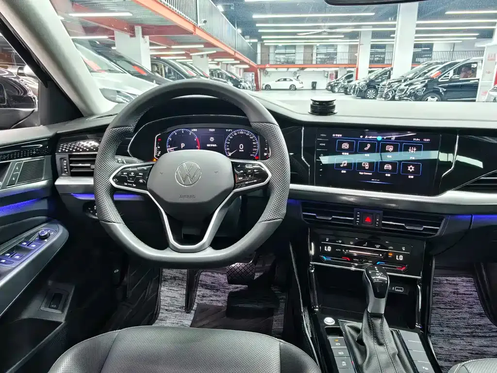 Volkswagen Passat — фото 5