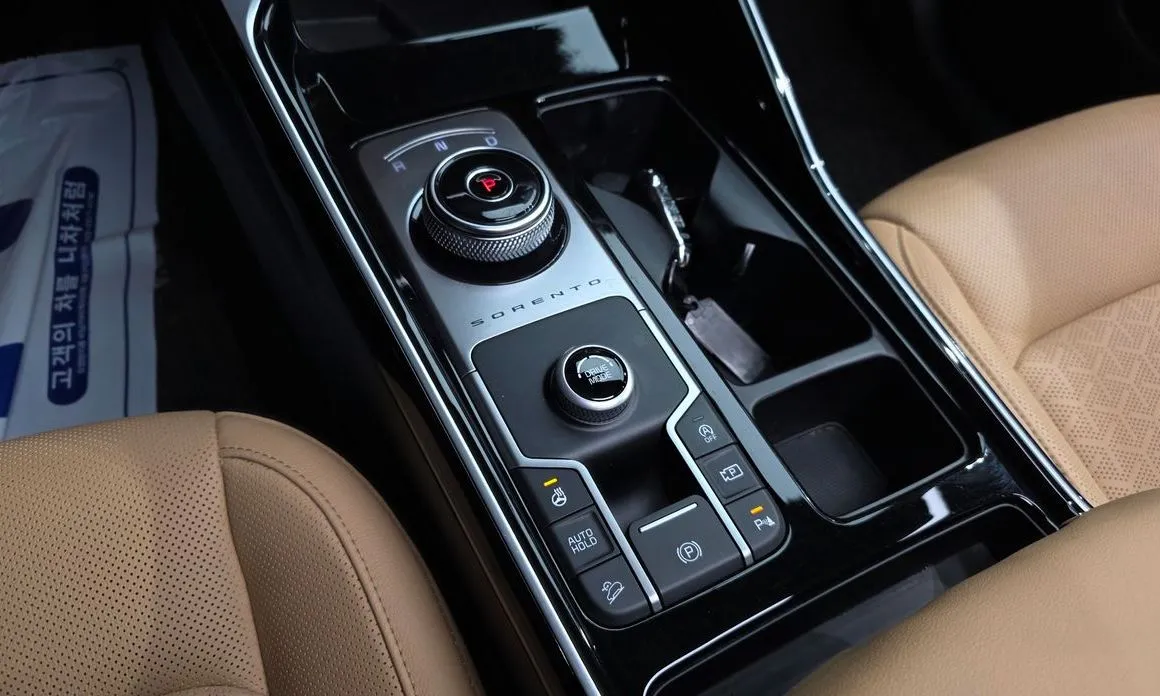 Kia Sorento — фото 10