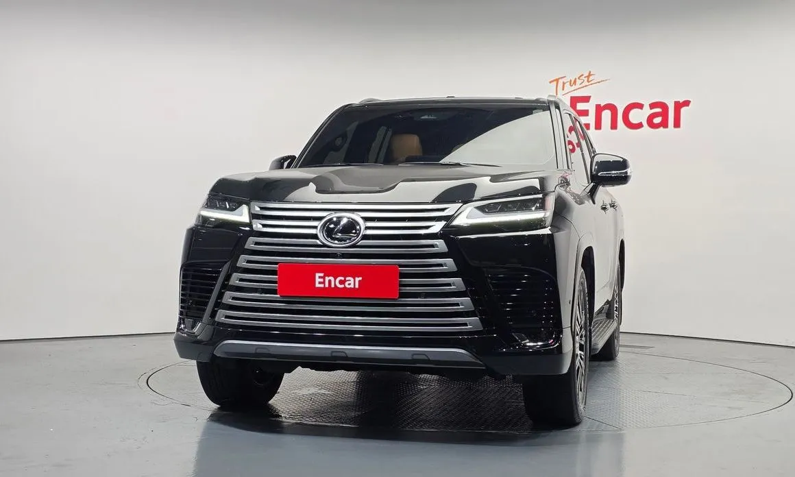 Lexus LX — фото 7