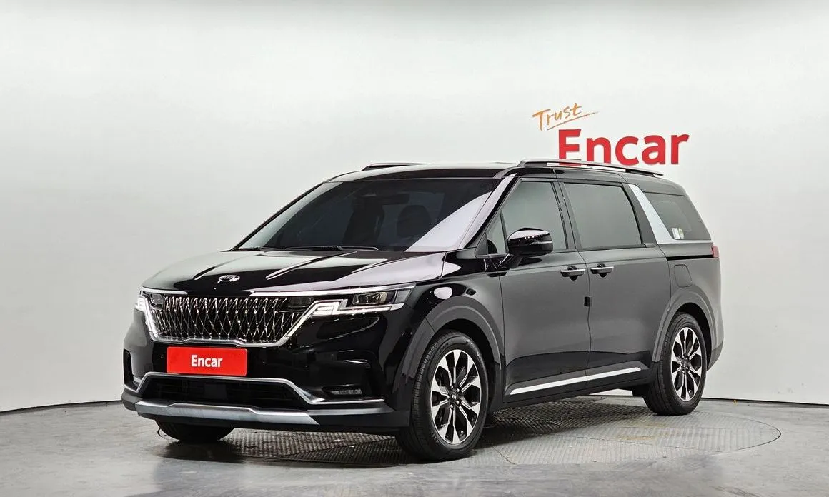Kia Carnival — фото 1