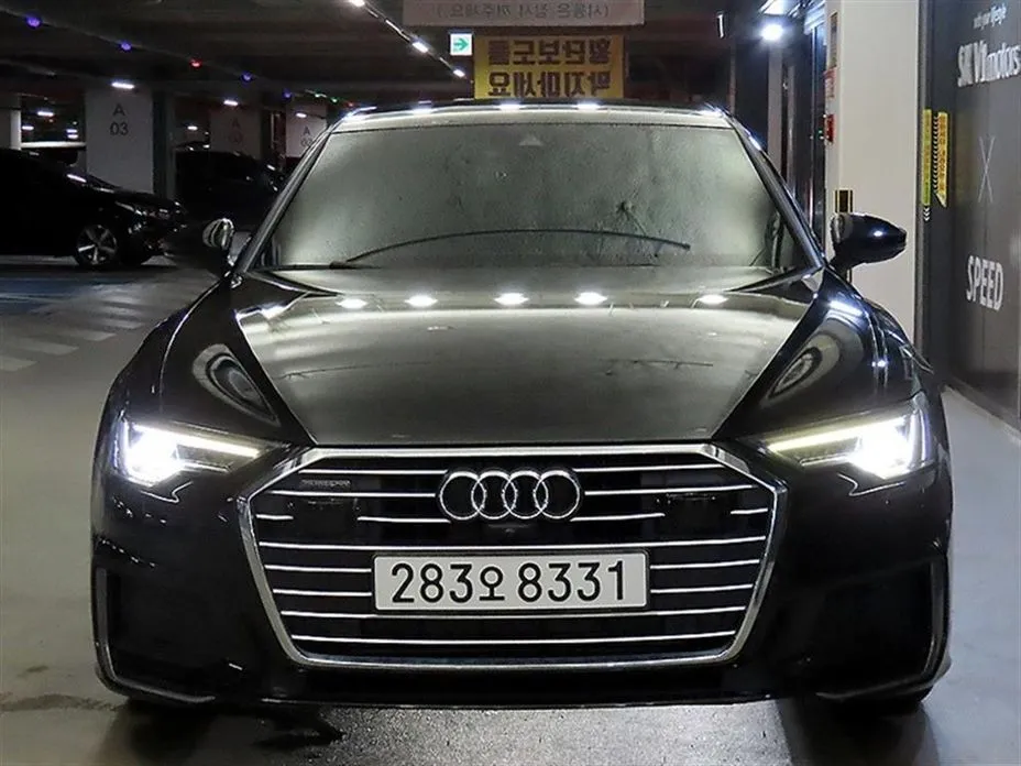 Audi A6 — фото 1