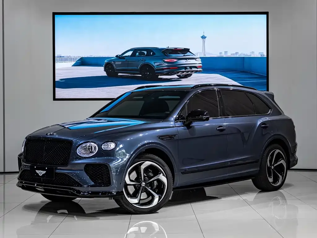 Bentley Bentayga — фото 1