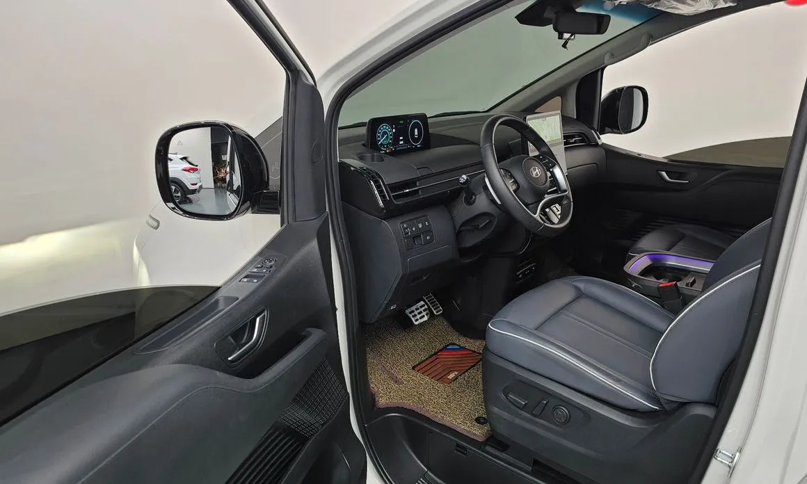 Hyundai Staria — фото 4