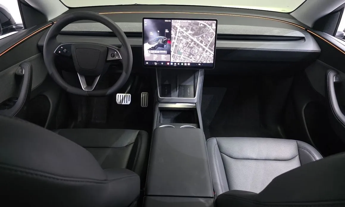 Tesla Model Y — фото 3
