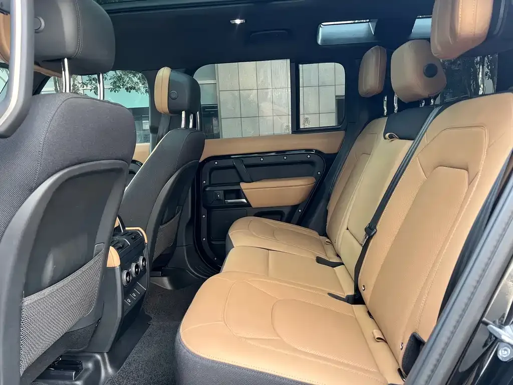 Land Rover Defender — фото 3