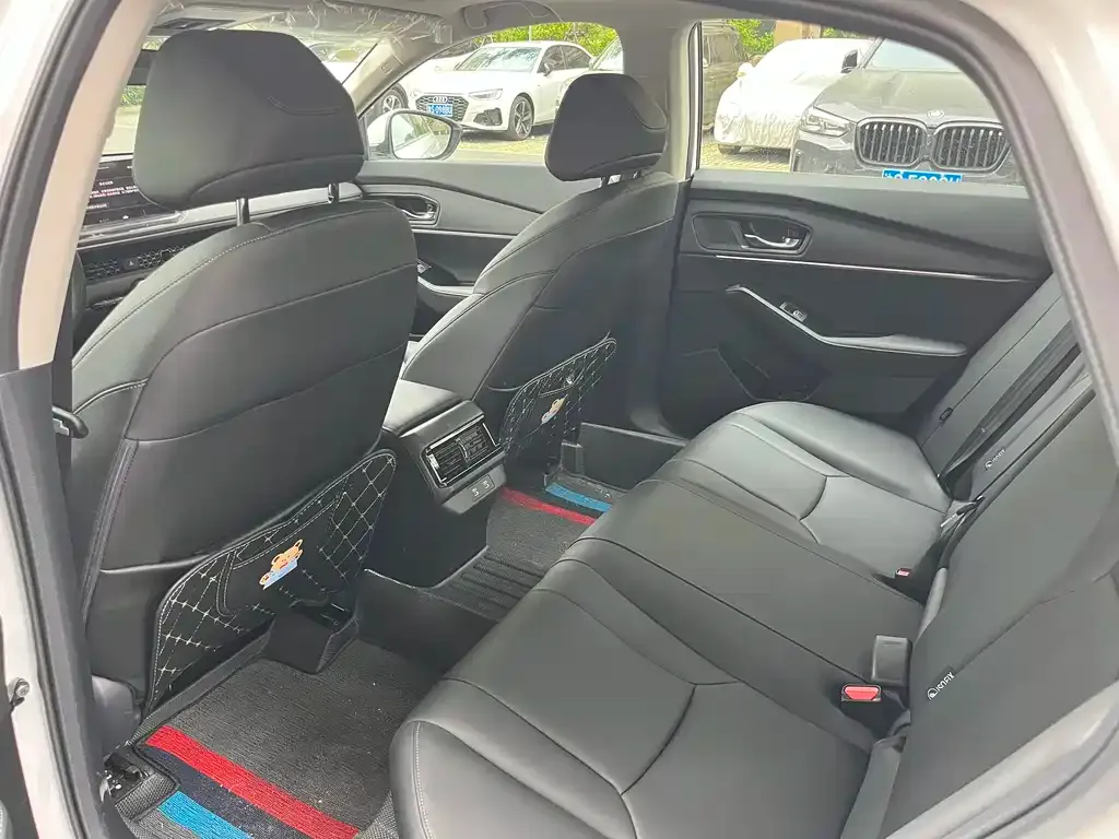 Honda Accord — фото 2