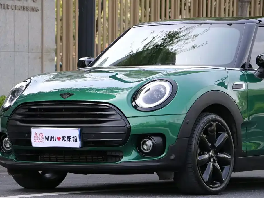 MINI Clubman — фото 10