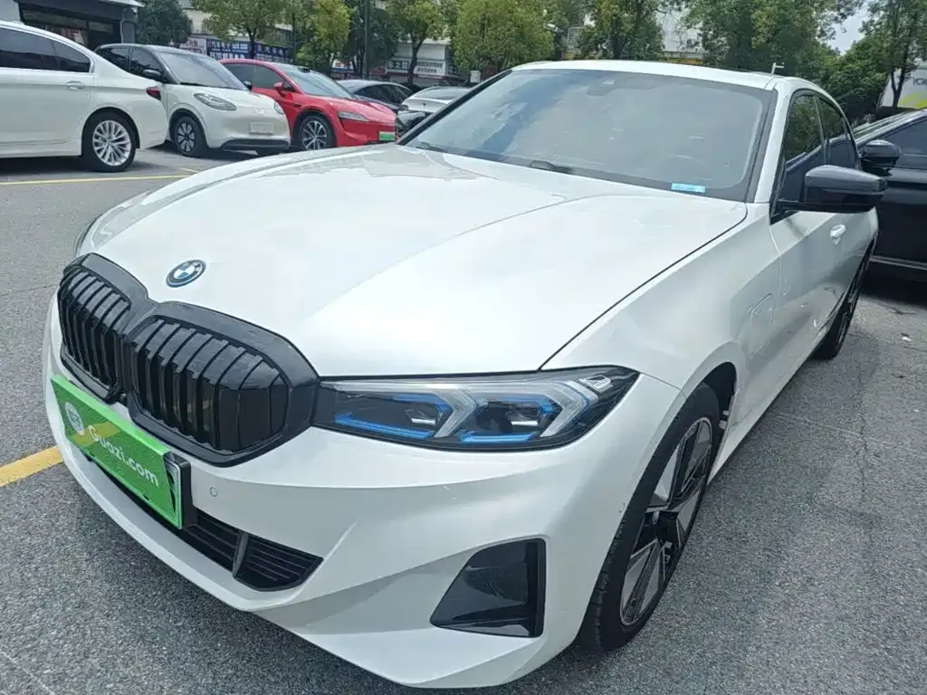 BMW i3 — фото 1