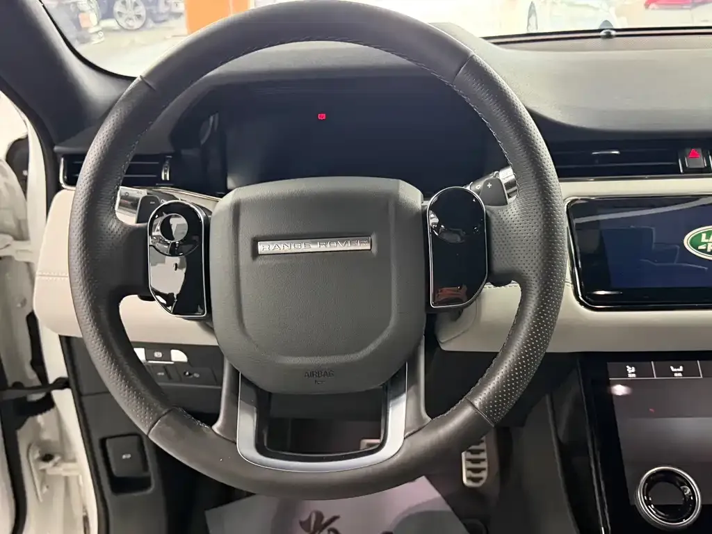 Land Rover Evoque — фото 3
