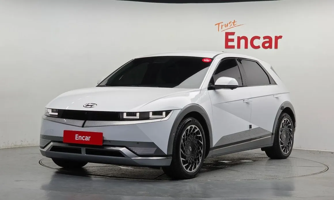 Hyundai Ioniq5 — фото 1