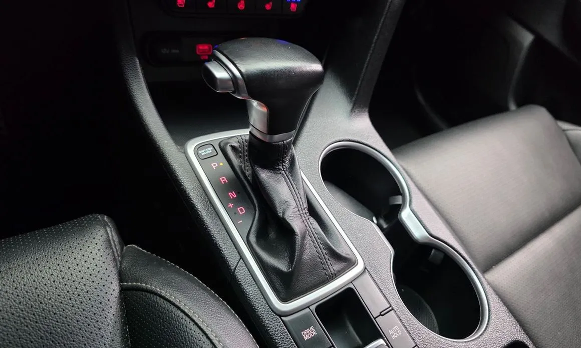 Kia Sportage — фото 10