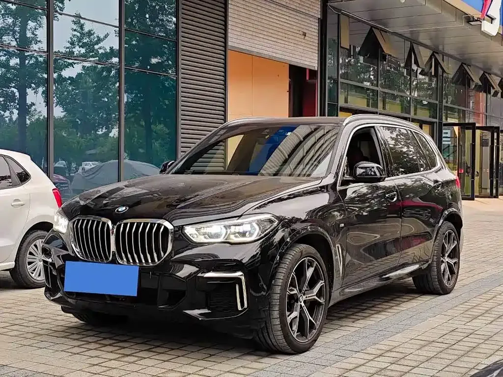 BMW X5 — фото 1