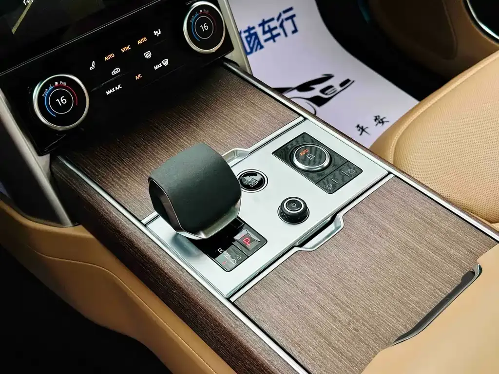 Land Rover Range Rover — фото 10