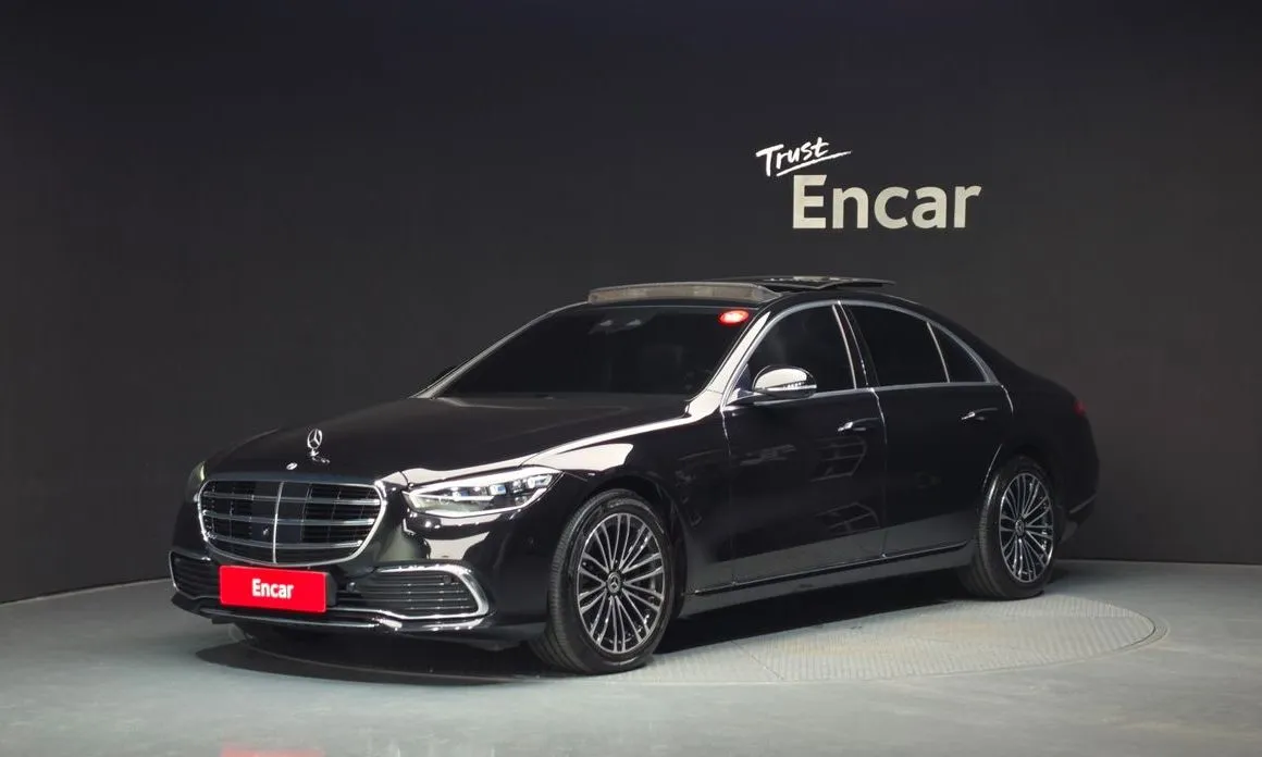 Mercedes-Benz S-Class — фото 1