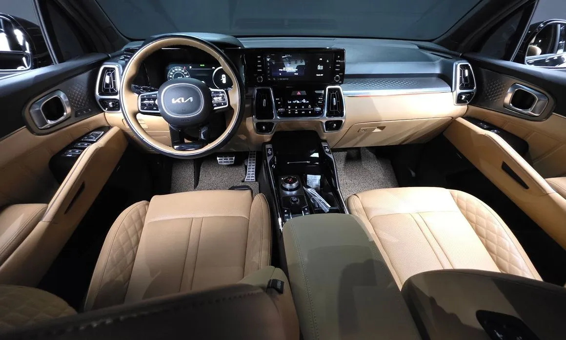 Kia Sorento — фото 7