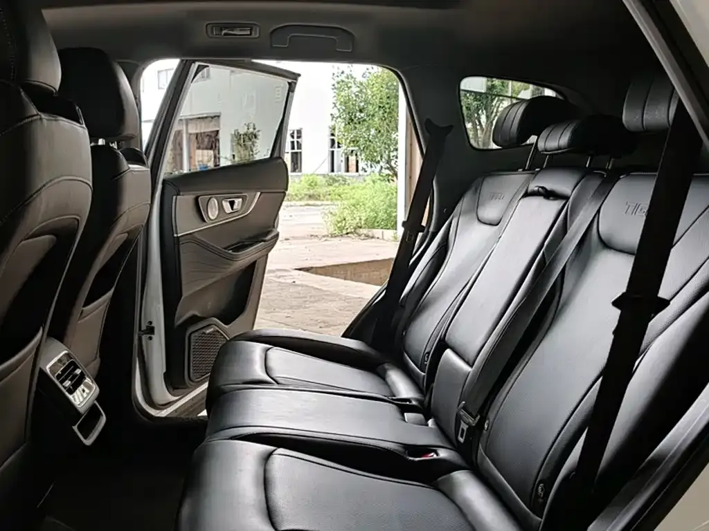 Chery Tiggo 8 PRO — фото 5