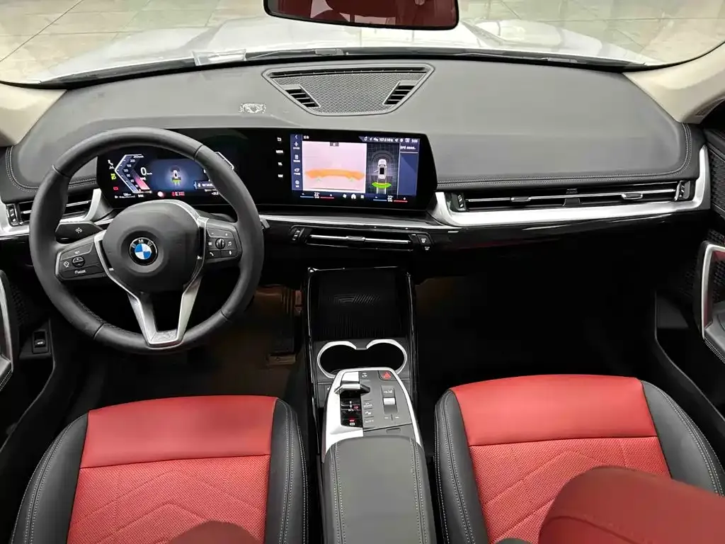 BMW X1 — фото 5