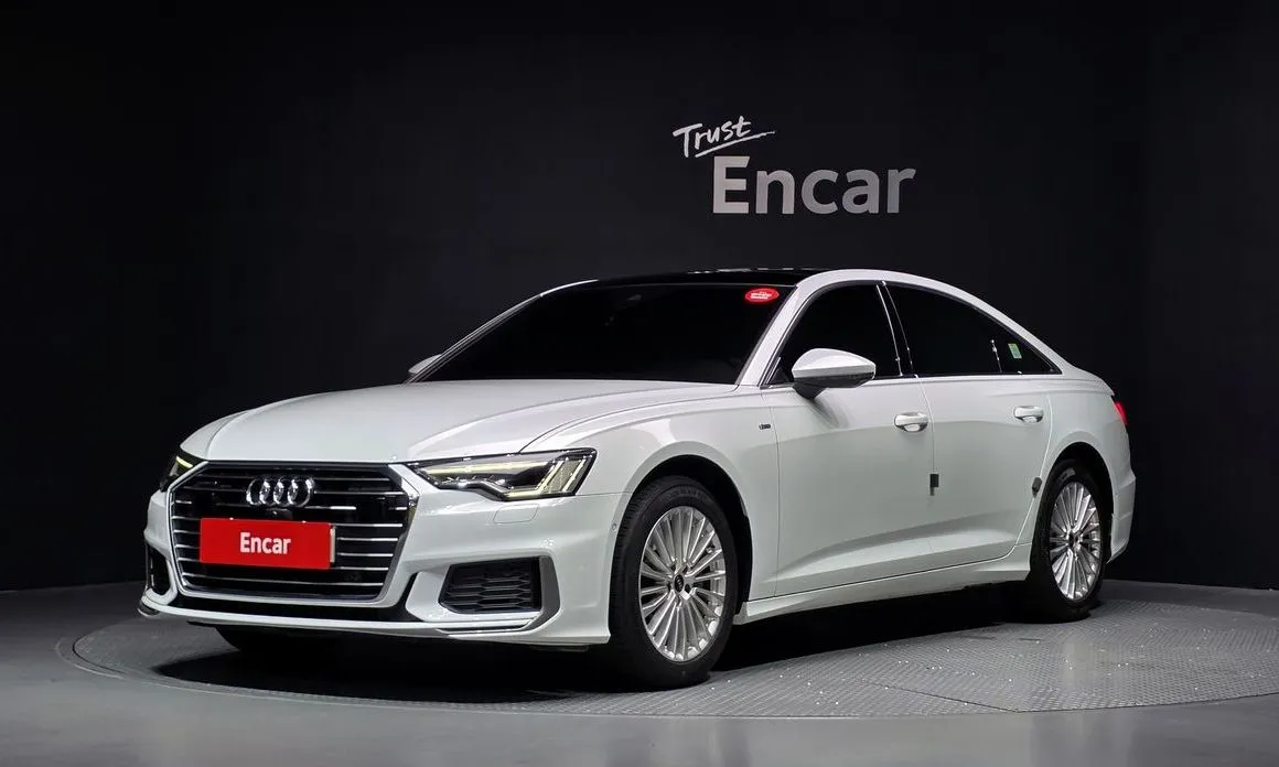 Audi A6 — фото 1