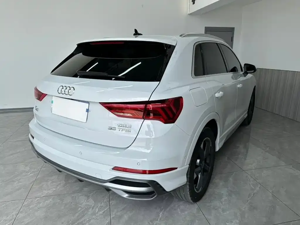 Audi Q3 — фото 2