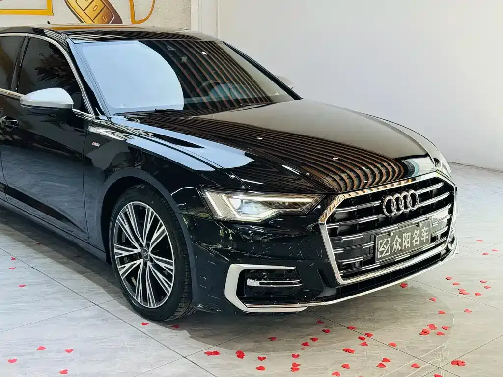 Audi A6L — фото 2