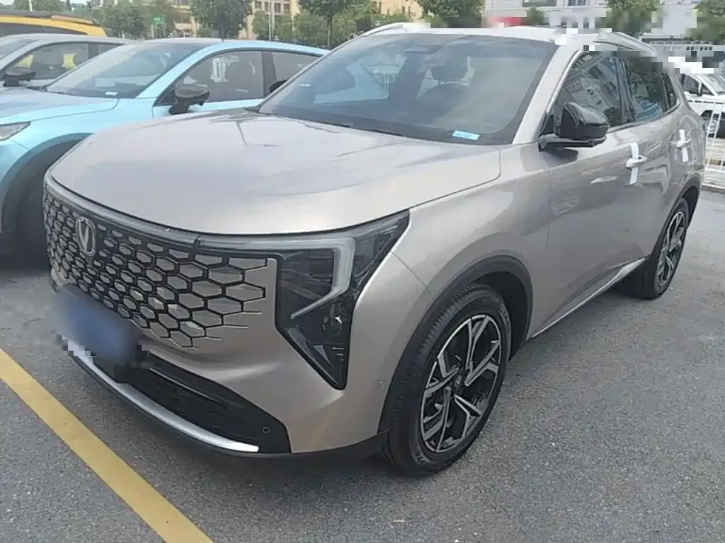 Changan CS55PLUS — фото 1