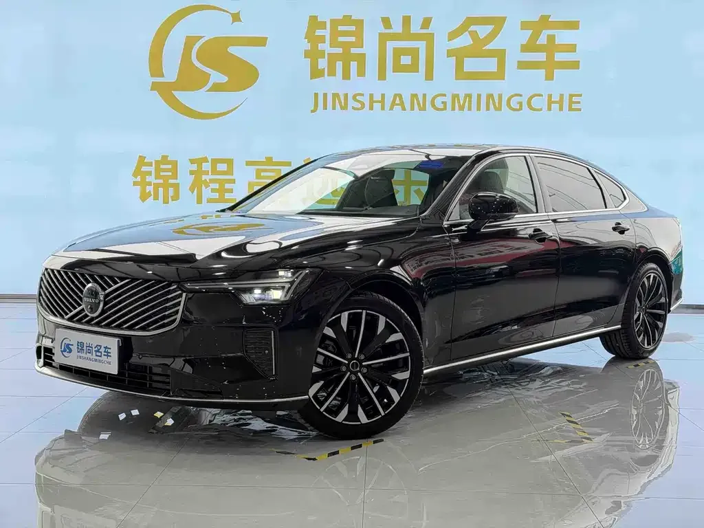 Volvo S90 — фото 1